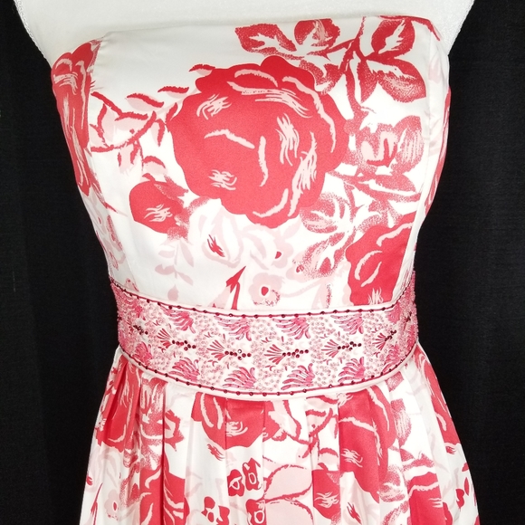 Forever twenty one strapless floral dress. M - Picture 4 of 12